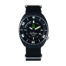 Load image into Gallery viewer, Gyre SeaCleaner 'Green Ocean' - black NATO