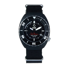 Load image into Gallery viewer, Gyre SeaCleaner &#39;Red Alert&#39; - black NATO
